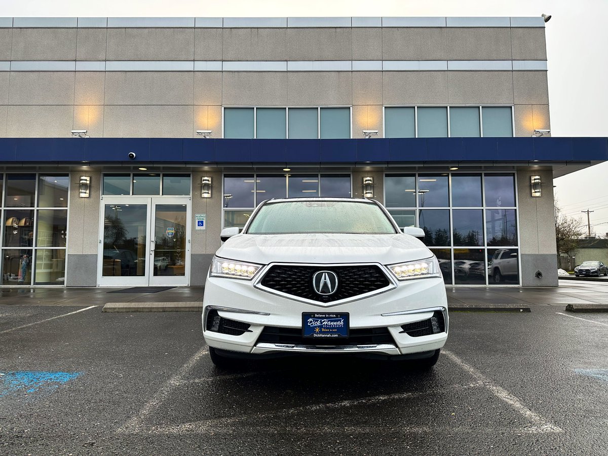 iraleventhal's tweet photo. I was lucky enough to help my aunt bring home a “new to her” @acura #MDX Sport Hybrid Advance in Platinum White Pearl. Love this SUV, the responsiveness from the hybrid powertrain and the quick shifting DCT in this 3 row #suv is scintillating! https://t.co/LyFSquCm8P