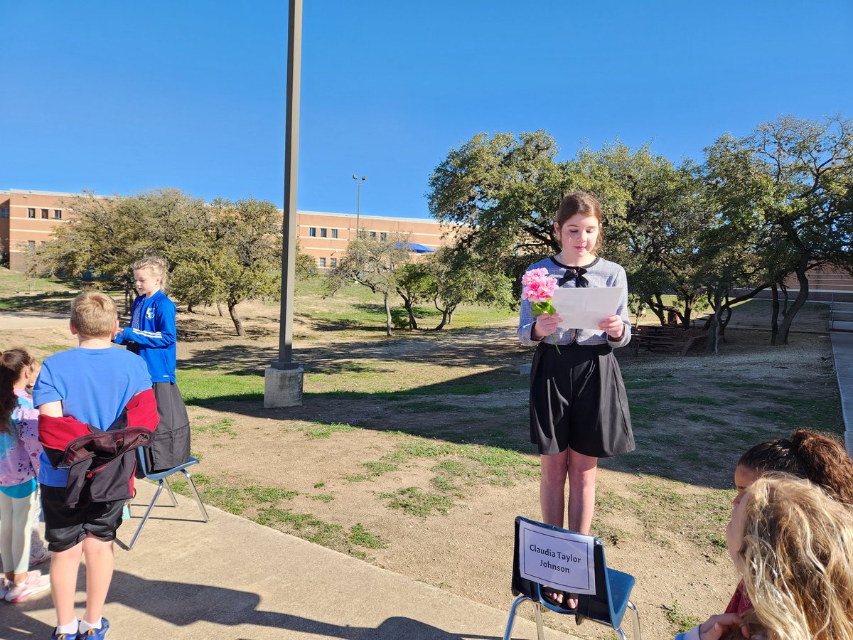 aggieallyson00's tweet photo. Town Meeting and Live Museum of Influential People in History was a success! I'm so impressed by all the Fourth graders @NISDBeard and their hard work! https://t.co/Ck2vKAXHV0