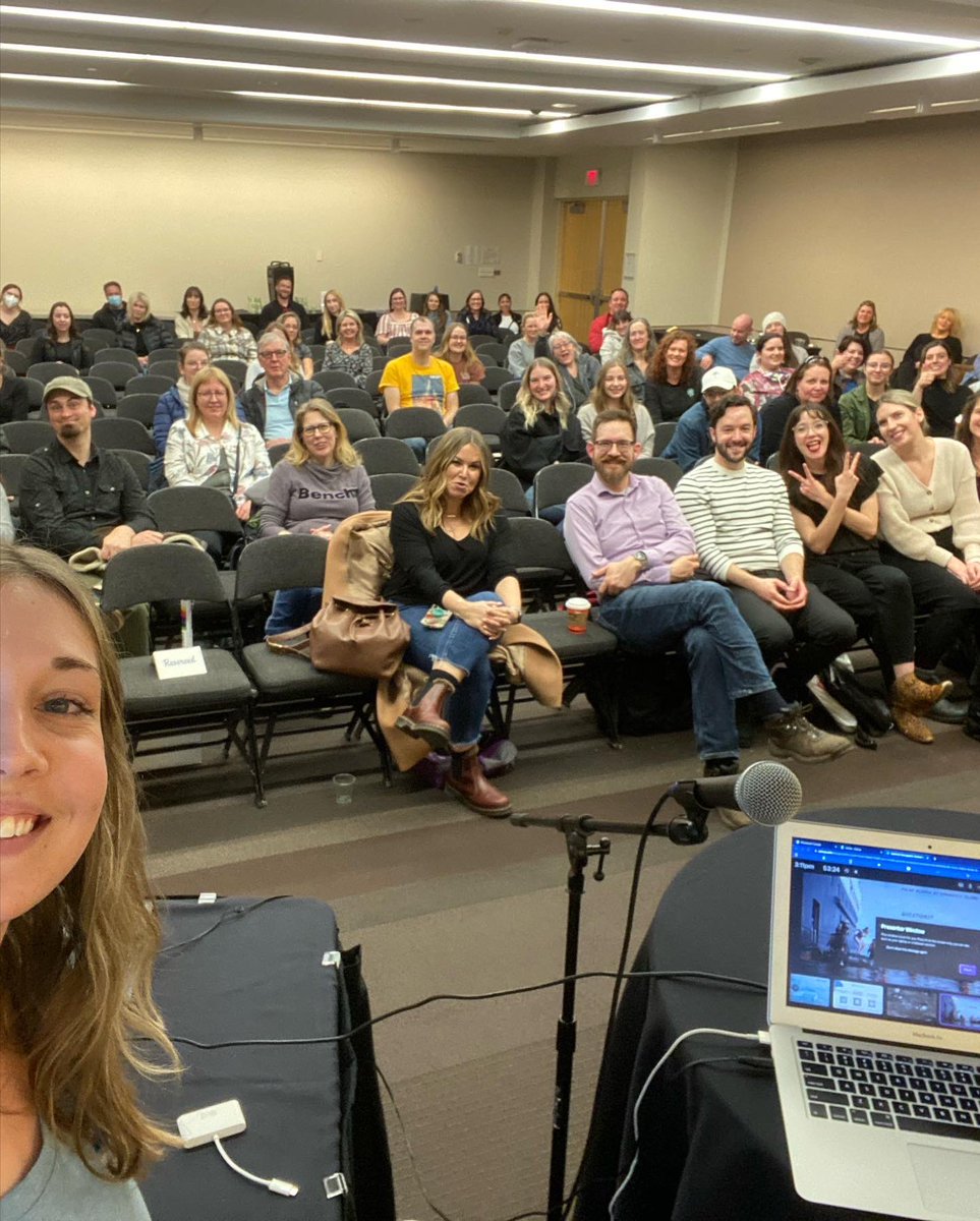 apsmola's tweet image. Fast forward less than 2 months from my unbelievable expedition with @NatGeoEducation and @LindbladExp and I am sharing my experience with colleagues at #GETCA2023
Thanks to everyone who showed up late on a Friday afternoon! #ExplorerEducator #GTF2021 #MotivationEqualsInnovation