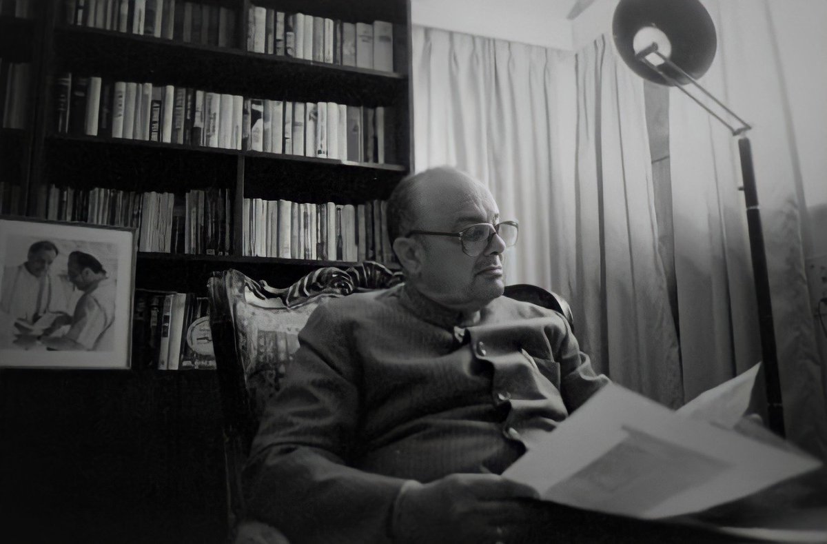 AshishP_Sirmaur's tweet image. पुण्य: स्मरण।  
शत शत नमन। 

आपको गए हुए आज 12 वर्ष हो गए।💔
#ArjunSingh 
#KunwarArjunSinghJi