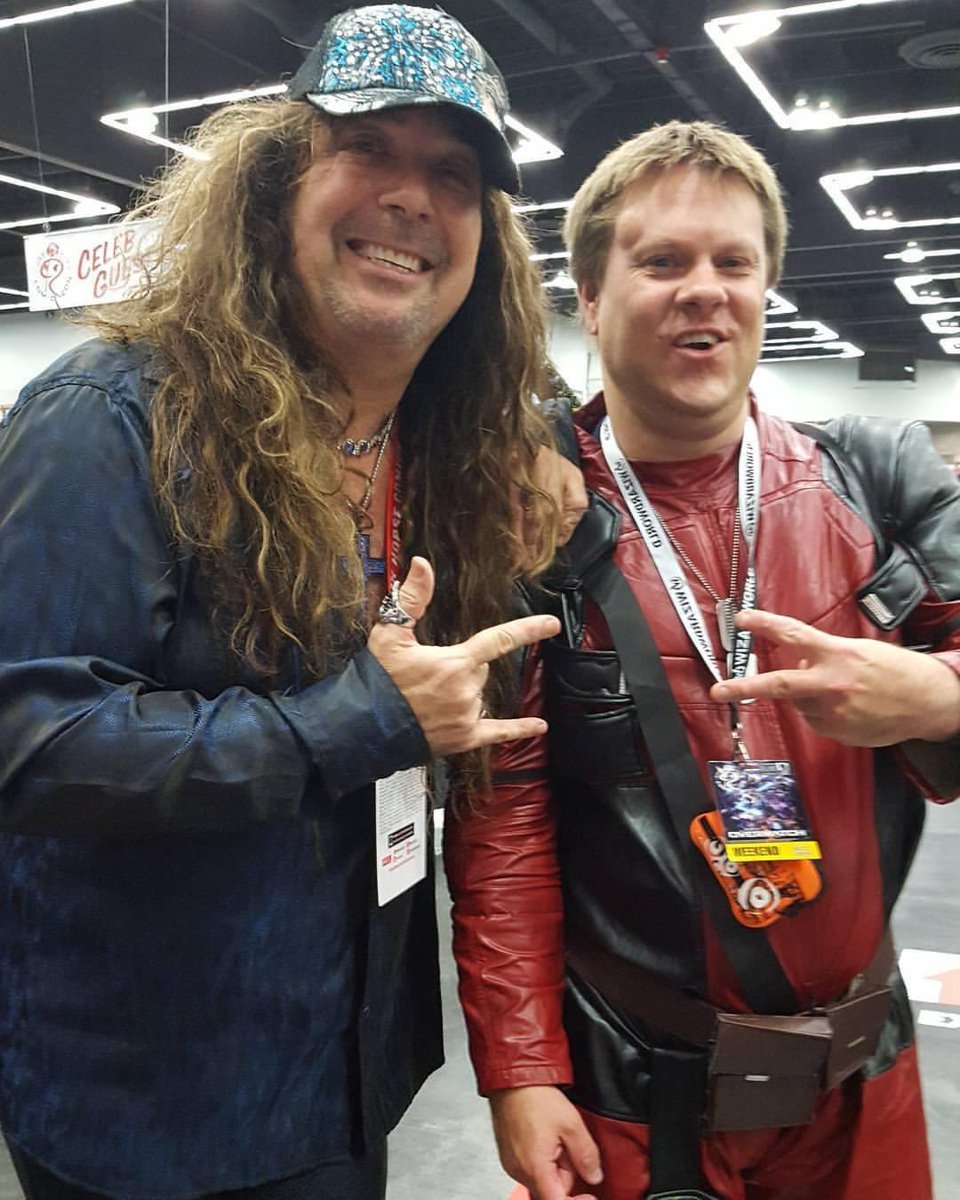 davidpringle77's tweet photo. #conthrowback #jessharnell #animaniacs #transformers #wakko #ironhide #warnerbrothers #hellonurse https://t.co/BCPwVIcZqK