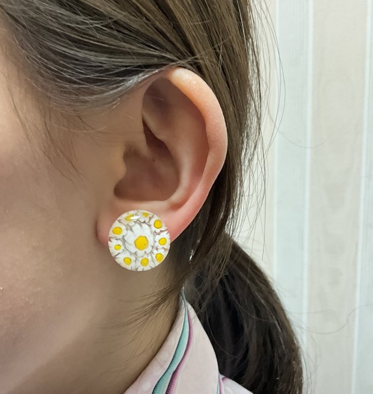 TARAPIART's tweet photo. 新アイテム💝
#cherryblossoms #蝶々
#vetroveneziano #ART #Accessories #necklace #Germany #London #Italia #France #handmade #ベネチアンガラス #アクセサリー #ハンドメイド #ピアス #ネックレス #マグネットコサージュ #magnetcorsage #絵 #picture #imatarapi #Christmas #Present #イヤーカフ https://t.co/xey9vaemwC
