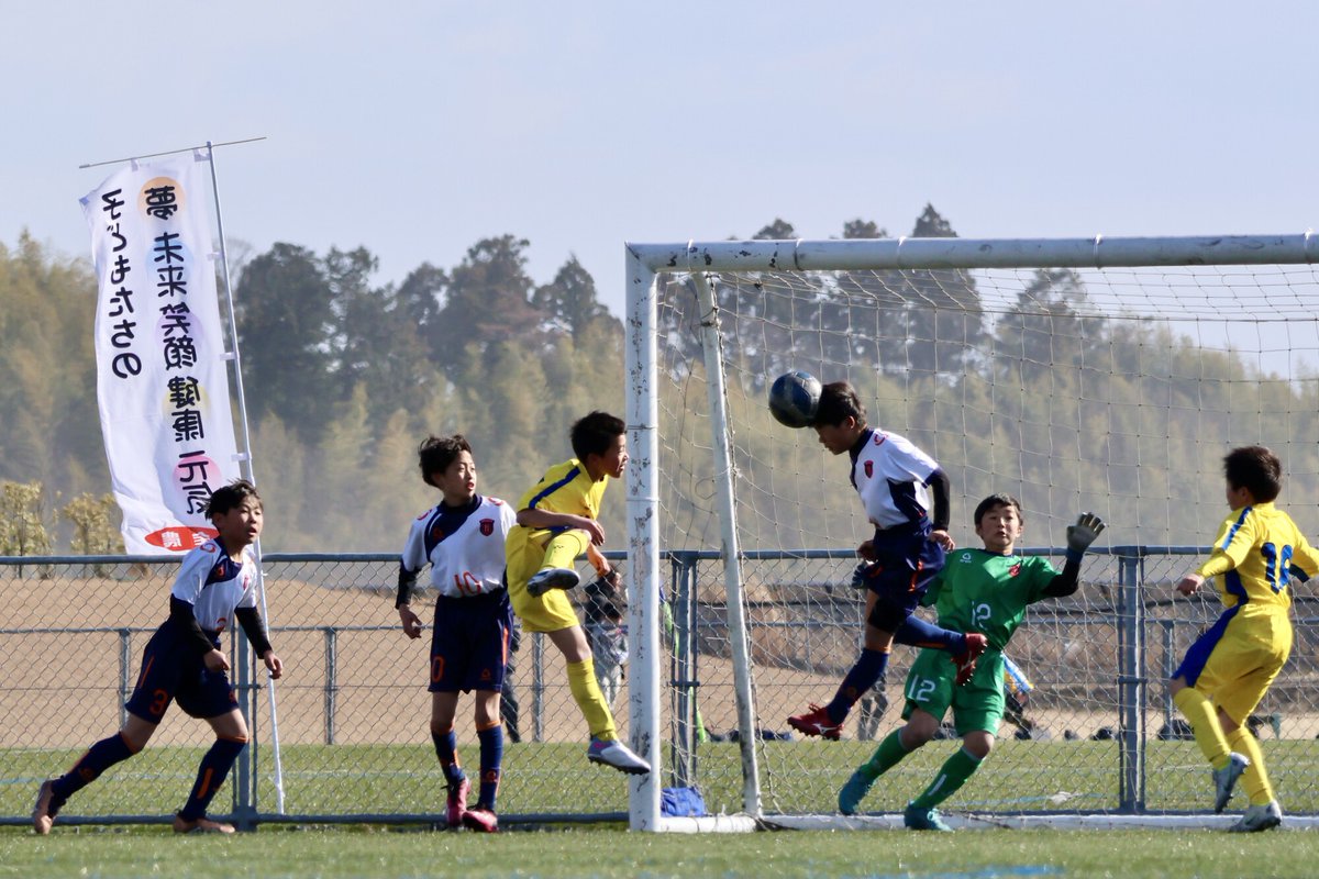 zennoh_sports's tweet photo. ⚽️JA全農杯全国小学生選抜サッカーin東北🍑
【予選】
#MIRUMAE(岩手)と #Espelt(秋田)の試合は、2-1でMIRUMAEが勝利し、決勝トーナメント進出を決めました❣️
明日も「ニッポンの食」パワーで がんばれ!🇯🇵
#チビリンピック #JA全農杯 #チビリンサッカー #全農 https://t.co/WYiNuTxm6D