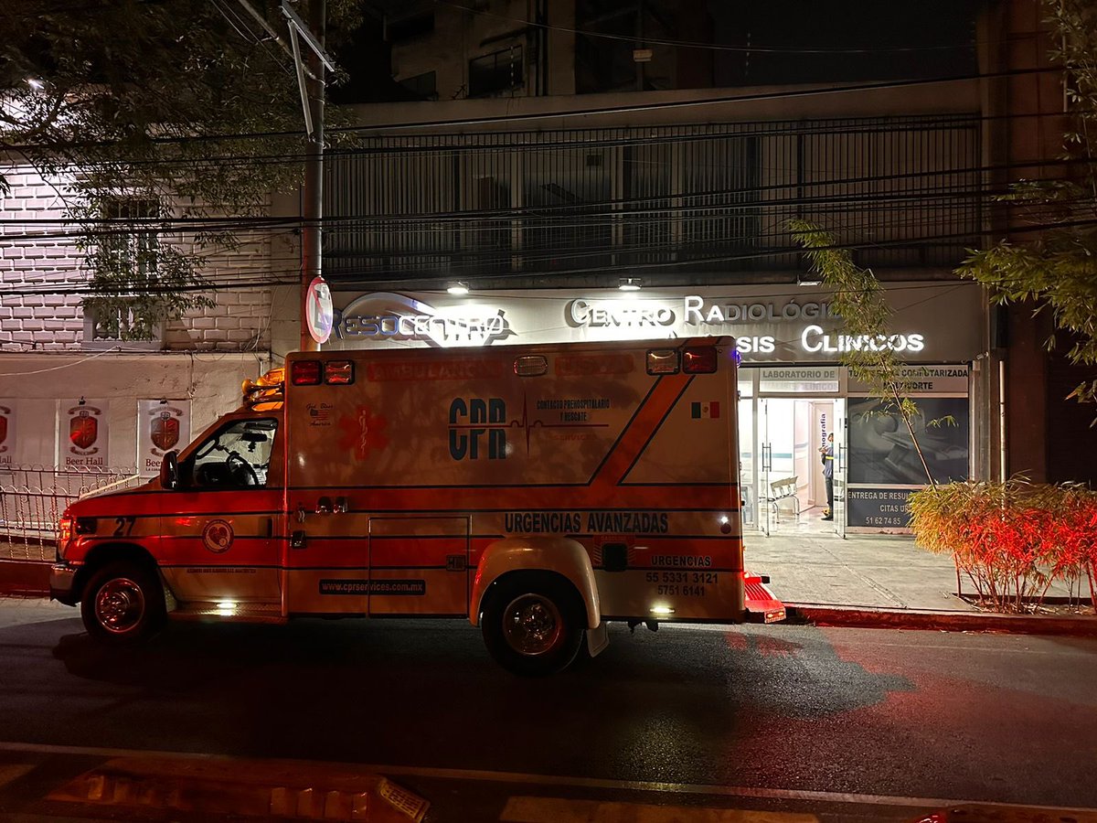 CPRServicesMx's tweet photo. Unidad 027 Realiza traslado del Hospital Azura Centro a Resocentro con paciente masculino para la realización de una Resonancia Magnética .
Agradecemos su preferencia.
#ambulancias #cprservices🇲🇽 #ambulanciasverificadas #ambulanciascercademi #trasladosambulancias https://t.co/XKMAoo6hsV