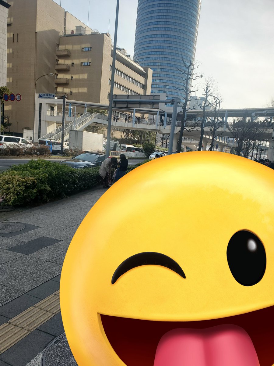 sena_mana_'s tweet photo. ここいます！ https://t.co/AC2RFe8otj