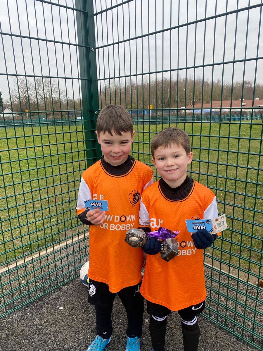 mhs_u7's tweet photo. Great game in the Spring cup at @_MYFL against FGS Rennes. Some great passing and team goals today, great effort from the boys.

@jumpincuk MOM - Teddy - great effort all game - didn’t stop working and Refs Mom - Frankie the cat https://t.co/wFeXhRit3R