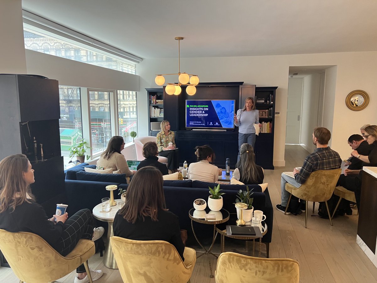 Tara Christie Kinsey tweet media