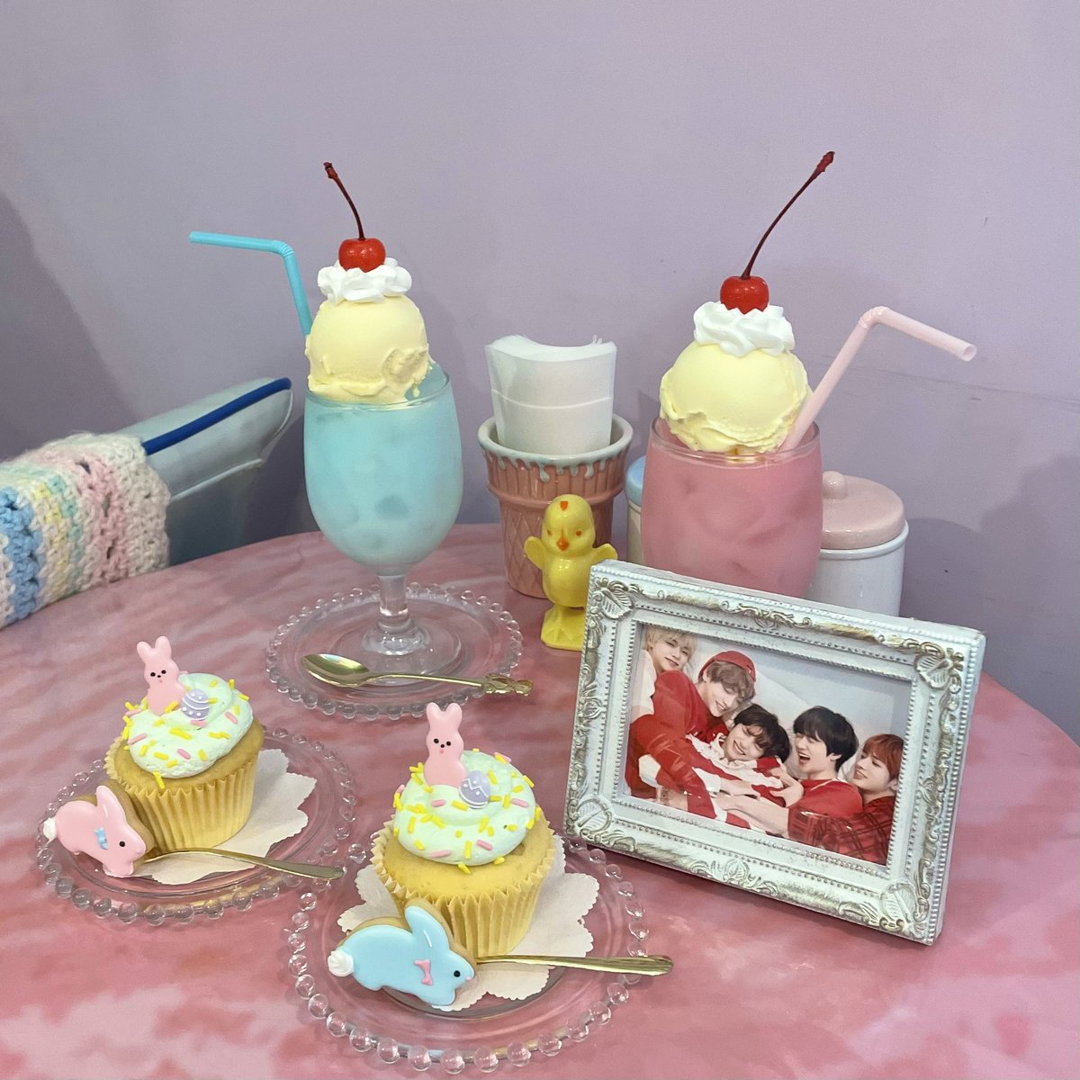 nathu_h0n0's tweet image. あしたも その先も ずっと一緒 ⭐️“
#TXT_4th_Anniversary
#ToFOUReverlandWithTXT
#투바투와함께한４년내일도함께할우리