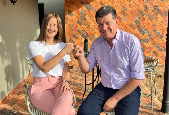 Sabemos que tenemos las mejores propuestas porque las construimos conversando con el pueblo paraguayo en nuestras Giras del Cambio. Todavía seguimos caminando por todo el Paraguay, escuchando a la gente, compartiendo el tereré, el karu guasu...
frenteamplio.com.py/diez-propuesta…