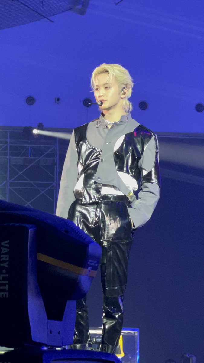 yunosphere's tweet photo. MARK FREAKING LEE 

NCT DREAM IN JAKARTA DAY1
#TDS2inJAKARTA_DAY1
#NCTDREAMinJAKARTA
#THEDREAMSHOW2_in_JAKARTA https://t.co/w3jL5tQalz