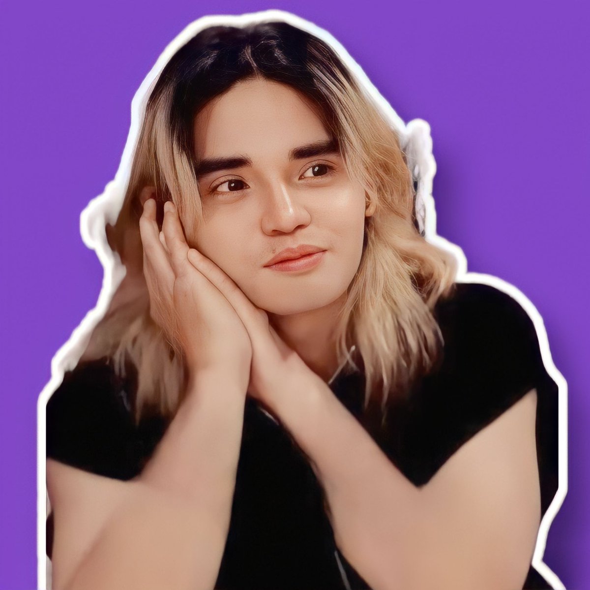 Eyes on me.

#SB19_PABLO <a href="/imszmc/">PABLO</a>