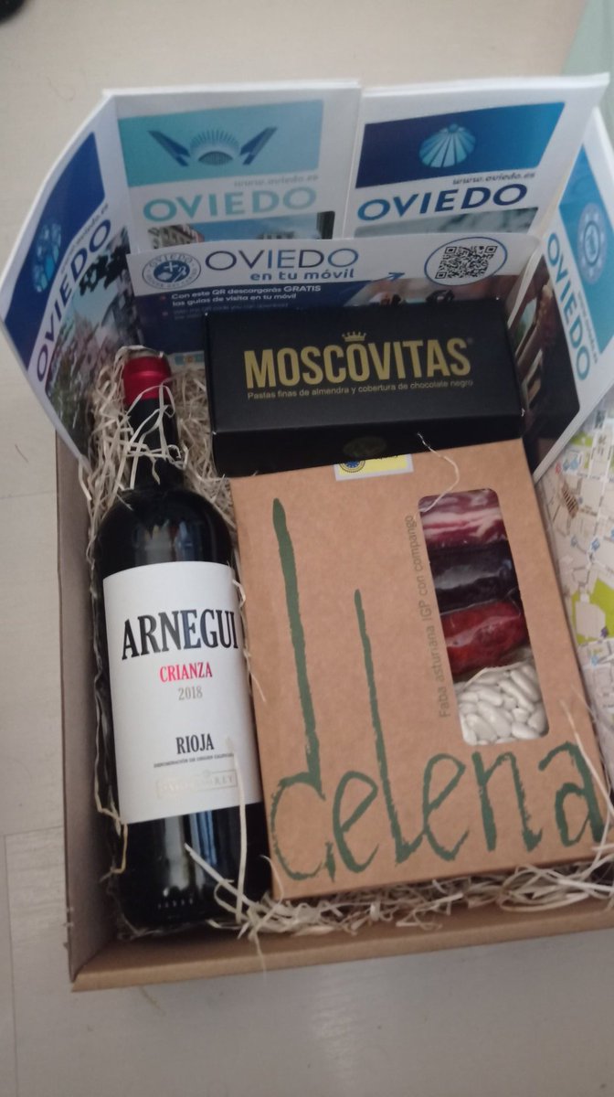 Hoy celebramos el #FabadaDay Día Mundial de la Fabada. Plan del día. Fabada, buen vino y moscovitas.
Este año se donan 200 raciones de fabada solidaria en 4 centros  
<a href="/rutadelafabada/">RutadelaFabada</a>
<a href="/Moscovitas/">Fer</a>
@CaminAstur @PagosdelReywines <a href="/Aytoviedo/">@aytoviedo</a>
#rutadelafabada  #fabadaday #Fabadaday2023