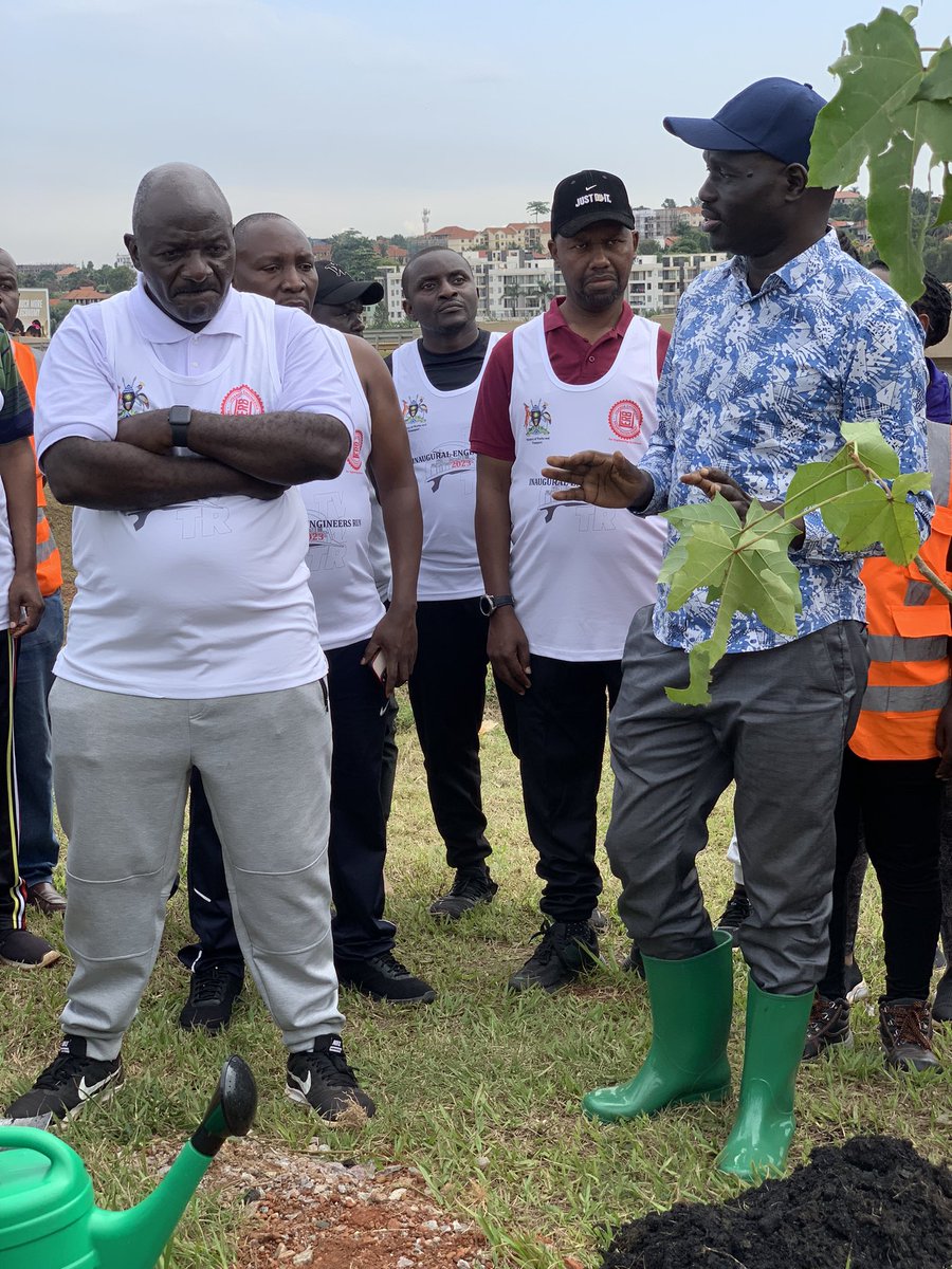 ERBUganda's tweet image. The Tree-Planting Session has commenced.

@UNRA_UG @MoWT_Uganda 
#HappeningNow
#WED2023UG
#WorldEngineeringDay2023