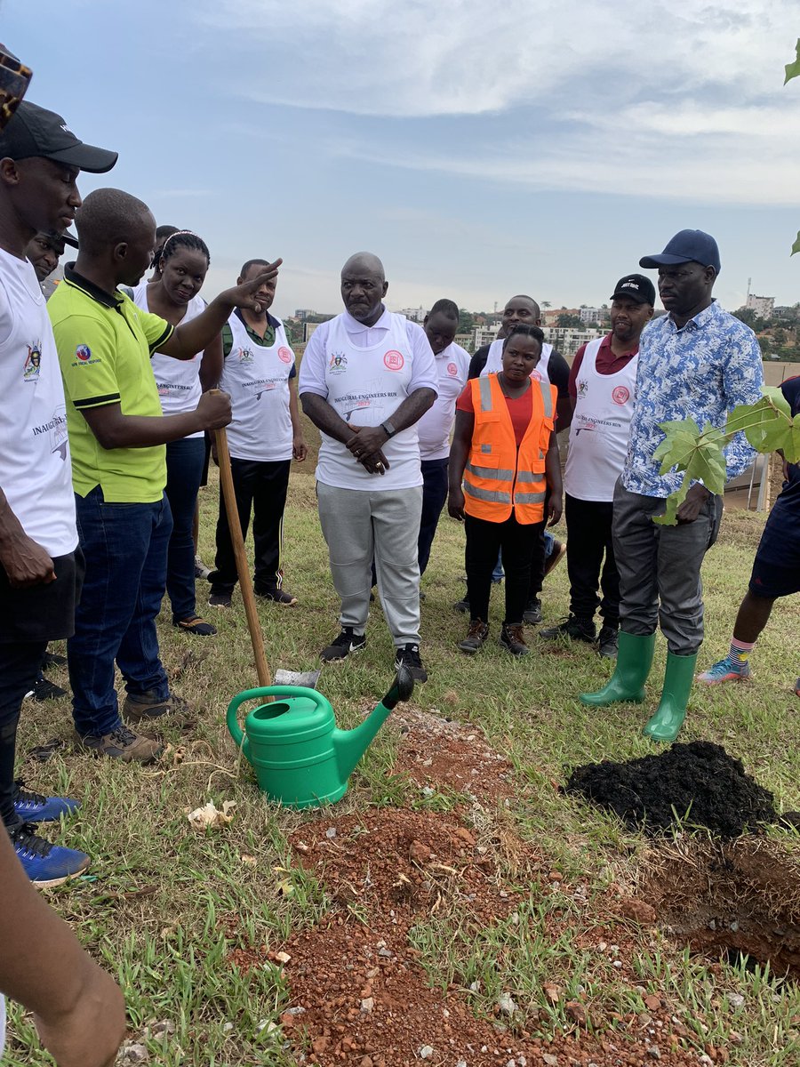 ERBUganda's tweet image. The Tree-Planting Session has commenced.

@UNRA_UG @MoWT_Uganda 
#HappeningNow
#WED2023UG
#WorldEngineeringDay2023