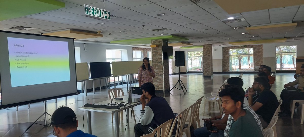 XMonkeys360's tweet photo. @NivedhaL20 started talking about "Machine Learning - 101" at Track 1
#IndiaMVP #mvpbuzz #GlobalAIBootcamp #machinelearning #ChennaiAzureUserGroup #XMonkeys360 #artificialintelligence #chatgpt #chatbots #cognitiveservices https://t.co/DqnwsEXWeQ