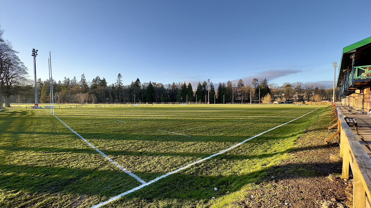PeeblesRugby's tweet photo. It’s a cracking morning at The Gytes where Border Semi Junior League glory awaits either Peebles or Morpeth. KO is at 3pm. @PeeblesRugbyDev @BordersScores https://t.co/jC02NSvZWe