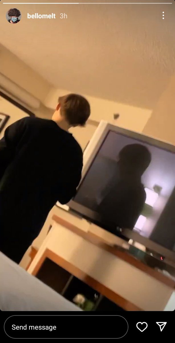 MeltUpdater's tweet photo. Melt posted on his instagram story!
(This is a video) (he says he tried to take fiizy to Canada and now theyre stuck in a hotel in North Carolina) https://t.co/LJWSI06q8M