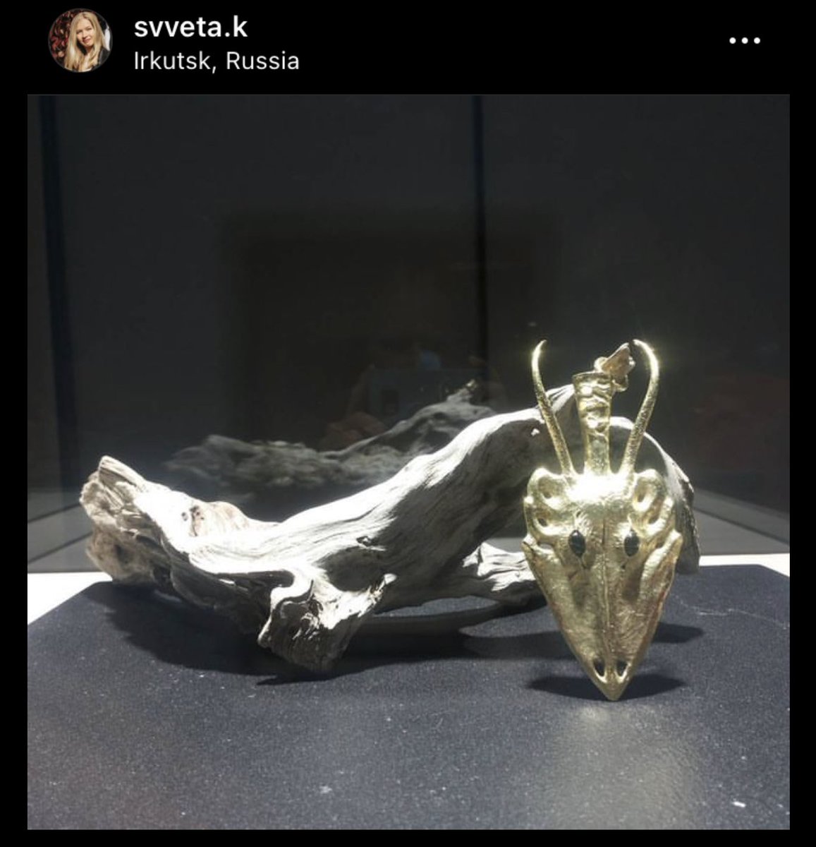 SvetDazzol's tweet photo. I really didn’t know anything about Namdakov’s art. I visited the exhibition and was amazed by the convincing and detailed stylization of the sculptures and jewelry. I receive a lot of inspiration #DashiNamdakov #jewelrydesigner #exhibition https://t.co/D9Vb1UraB3