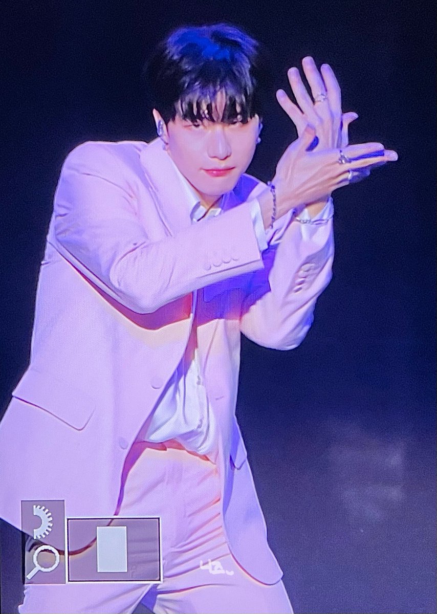 NEEDsik's tweet photo. 230304 그냥, 승식 1부

조명 , , ,  🥹

#승식 #강승식 https://t.co/xh7yrAJnKT