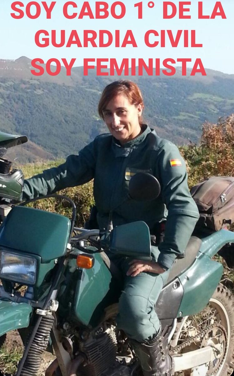 mujerygc's tweet photo. Cabo 1° de la @guardiacivil Pilar Villacorta, primera  mujer en formar parte del Consejo de la #GuardiaCivil

¿Qué es el feminismo?

Ser feminista es una actitud de vida, una actitud frente al desarrollo personal, social y laboral.
#8marzo2023 
#35Aniversario #MujeresGuardiaCivil https://t.co/PIyaZMwb8S