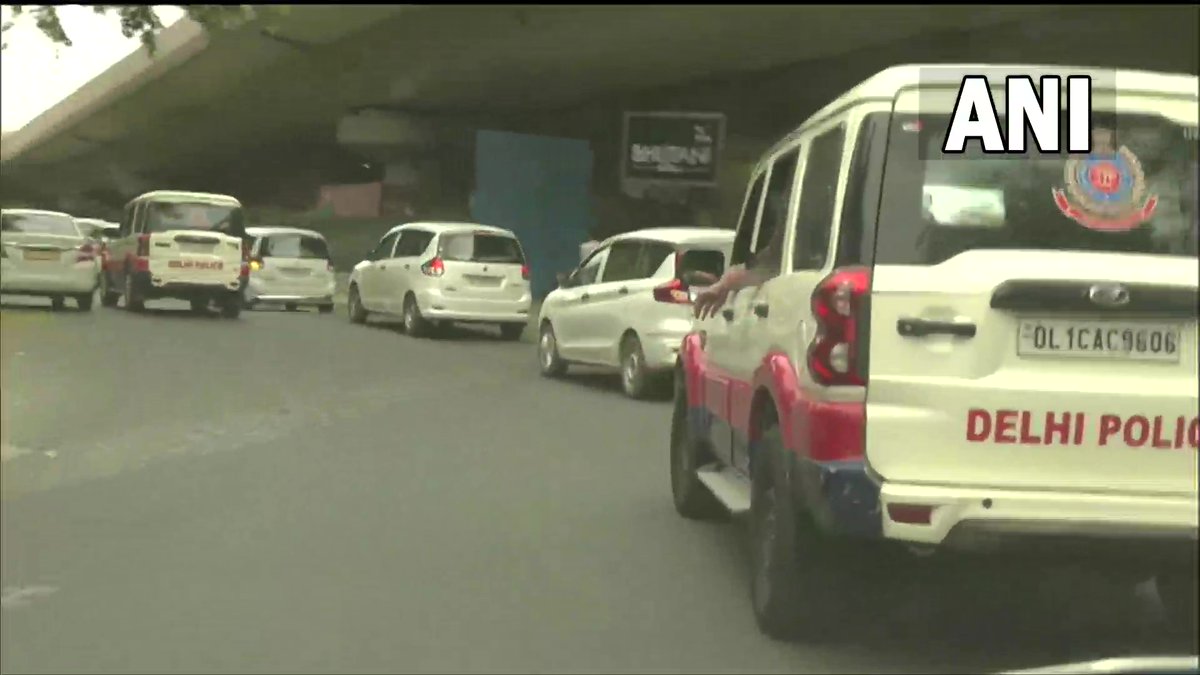 ANI's tweet photo. Delhi | Arrested former Delhi Dy CM Manish Sisodia being taken to Rouse Avenue Court from CBI HQ at the end of his 5-day CBI custody, in liquor policy case https://t.co/Fjg7ywA25s