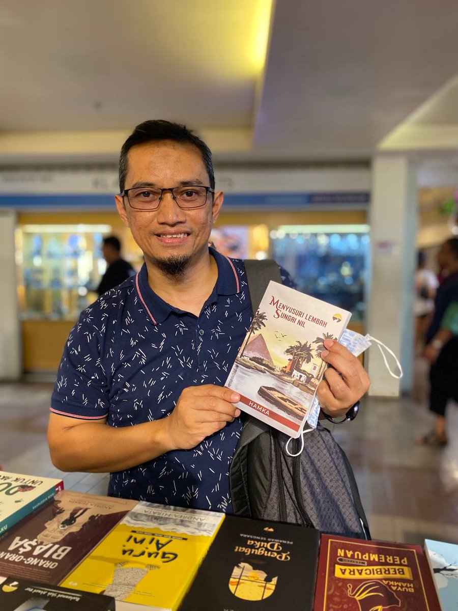 jejaktarbiah's tweet image. Meriah hari di #SUKASENI seperti #klab2023 - sedikit liputan setakat hari kedua:

- Weekend yang meriah dengan kehadiran ramai pelancong dari luar negara.

- Ramai yang singgah ke Central Market untuk berjalan-jalan sebab malam ini ada konsert Blackpink di Stadium Bukit Jalil.