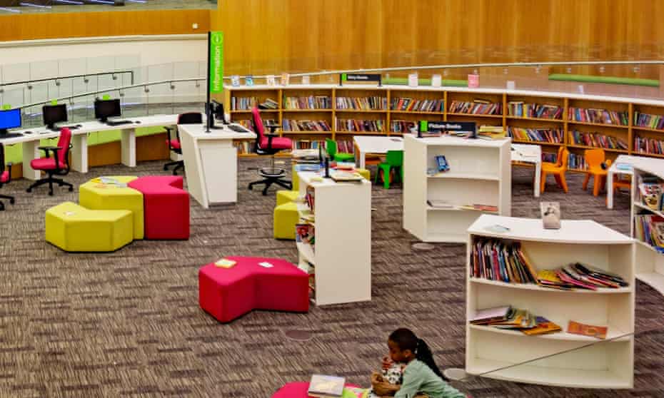 lizmcgettigan's tweet image. Spending on British libraries falls 17% as in-person visits Soar. #libraries #libraryvisits #libraryfunding theguardian.com/books/2023/mar…