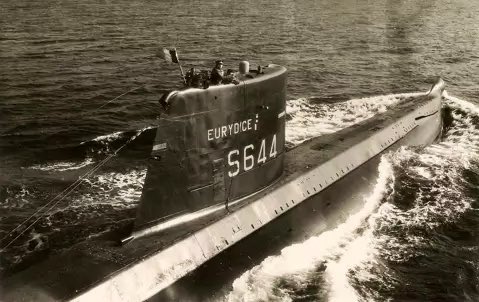 4 mars 1970 : Commandé par le lieutenant de vaisseau Bernard de Truchis de Lays, le sous-marin français Eurydice coule au large de Saint-Tropez par 750 mètres de fond, avec ses 57 hommes d'équipage. 

Si l’épave a été vite retrouvée, la cause du naufrage demeure inconnue.