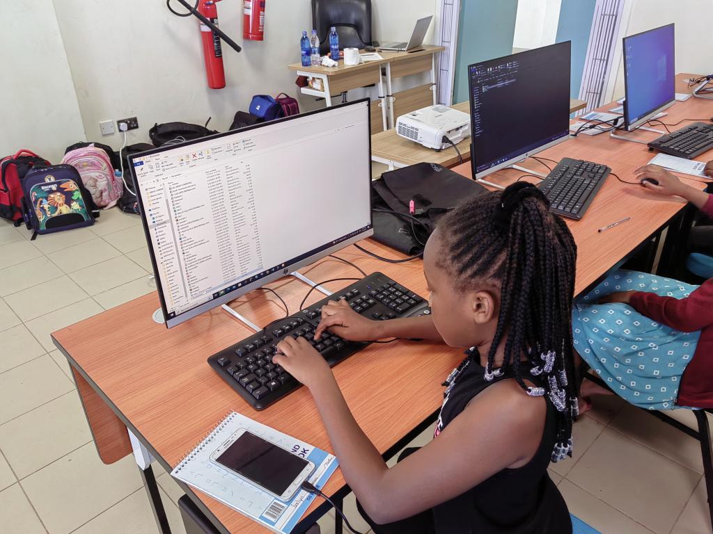 KhudzeSarah's tweet image. #HelloTomorrow #programmingforKids
~MUBAS Innovation Hub