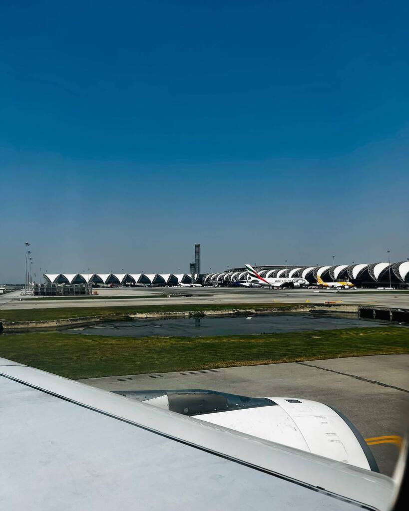chiyingz's tweet photo. too little time
#thailand #bangkok #suvarnabhumiairport #herschelthailand #iconsiam #freitagsilom #magentataxi https://t.co/LvsXZyRmu2 https://t.co/Ux8DYC9qSj