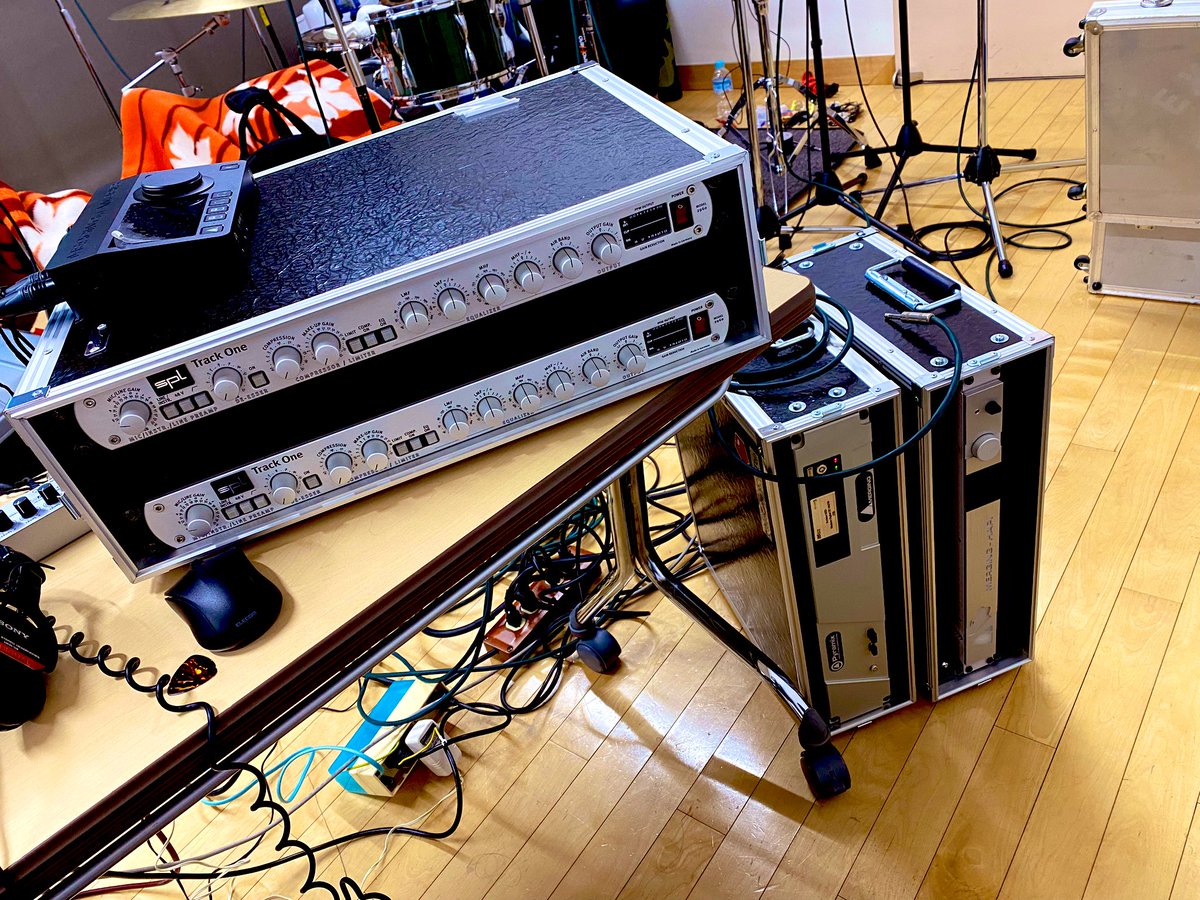 TomoyaJuku's tweet photo. 今日はこんな感じw
最小構成にしようとおもったけど
『Track One』ちゃんだけ
どーしても使いたくて持って来ちゃったw
#SPL
#TrackOne https://t.co/5NEeWy6pB7