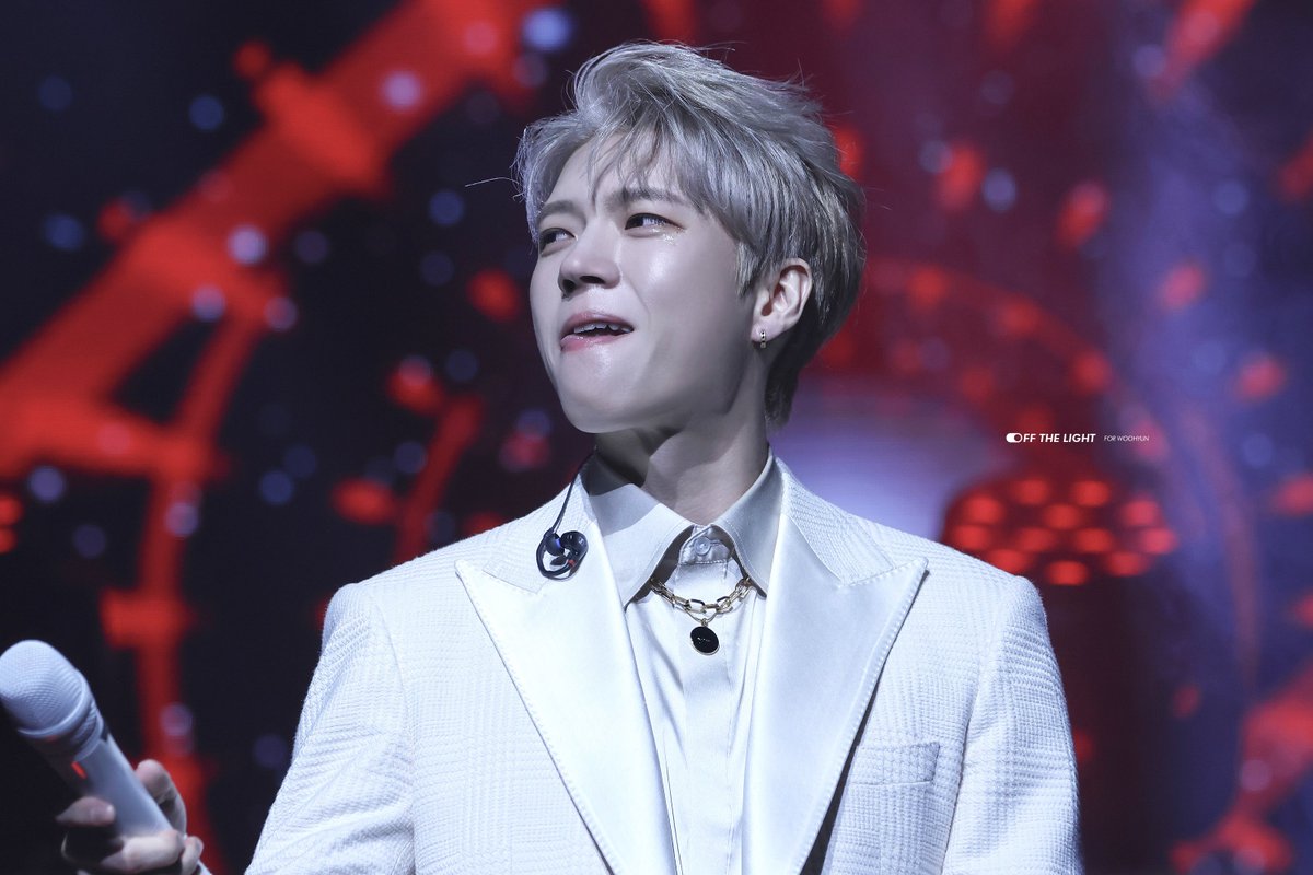 offthelight_wh's tweet image. 230203 나무랄 데 없는 하루

너무너무너무 보고 싶다
말로 표현 못 할 정도로

#우현 #남우현 #인피니트
#NAMWOOHYUN #INFINITE