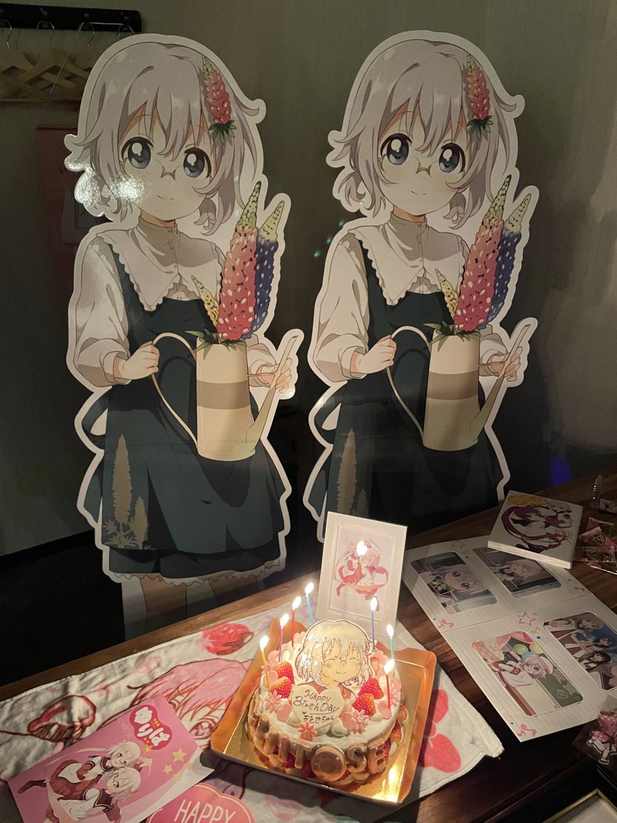 「池田千歳さんお誕生日ケーキ可愛い #ゆりば 」|AZ!（あず）@1日目東-ヲ07aのイラスト