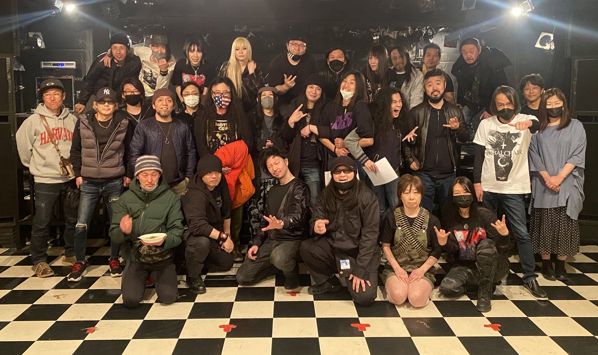 Slumberrecords's tweet photo. 2023年3月4日 心斎橋soma
HELL ON EARTH出演者の皆さまです〜 https://t.co/9ZmEf7dj6Q