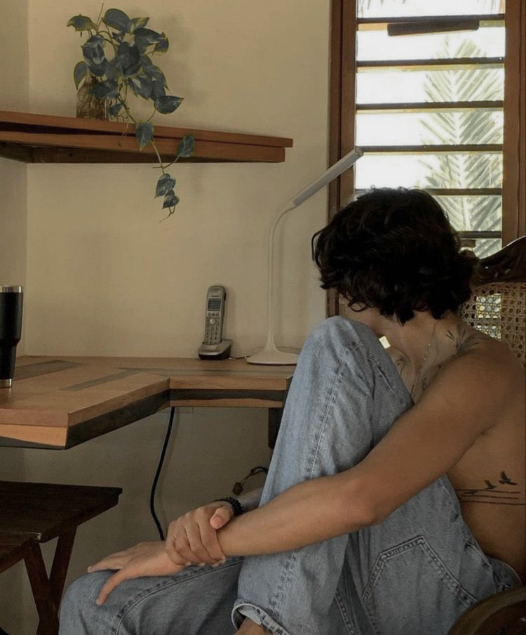 — gabriel hawthorne 💥
simpleromance.carrd.co