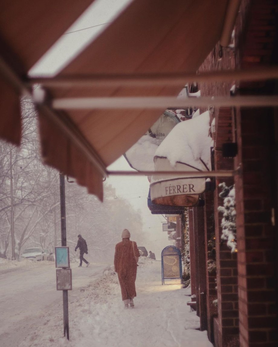 昨晚喝多了，经历了一个危险的夜晚。