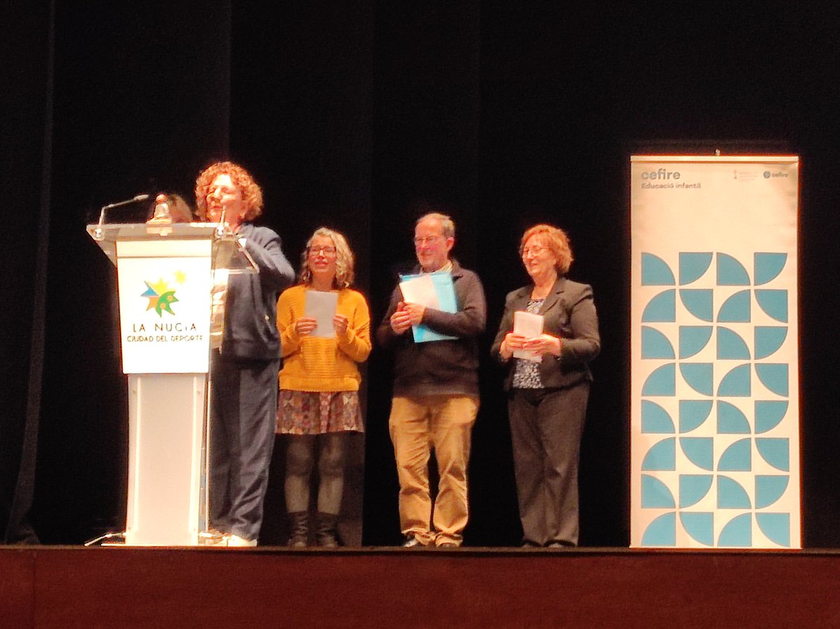 Sefa (@sefadzv) on Twitter photo Segona jornada del III Congrés d'Educació Infantil. Sempre aprenent ❤️ <a href="/CEFIREambitEI/">Àmbit d’Educació Infantil</a> <a href="/GVA_Cefire/">Formació, Innovació i Recursos per al Professorat</a> <a href="/GVAeducacio/">GVA Educació</a> <a href="/CEEDCV/">ceedcv</a> @<a href="/Lpezalbors/">Mabel</a> Segona jornada del III Congrés d'Educació Infantil. Sempre aprenent ❤️ <a href="/CEFIREambitEI/">Àmbit d’Educació Infantil</a> <a href="/GVA_Cefire/">Formació, Innovació i Recursos per al Professorat</a> <a href="/GVAeducacio/">GVA Educació</a> <a href="/CEEDCV/">ceedcv</a> @<a href="/Lpezalbors/">Mabel</a>