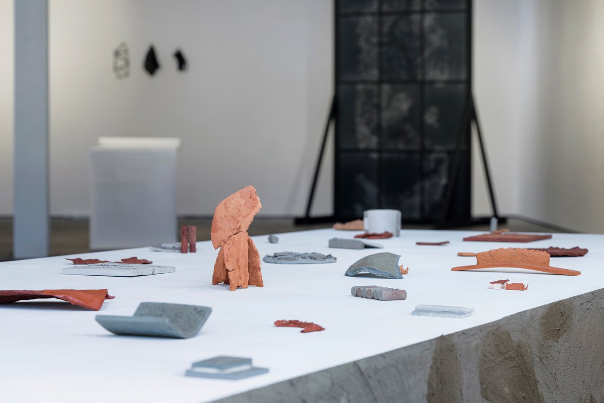 Unit1_Gallery's tweet photo. ⚡ Undertow⚡ 

 3 – 25 March 2023
Tuesday – Saturday
11 – 6 pm
📍Unit 1, 1 Bard Road, London W10 6TP

Book your visit here: https://t.co/M5xWnzodhy https://t.co/FwrID5Fzlt