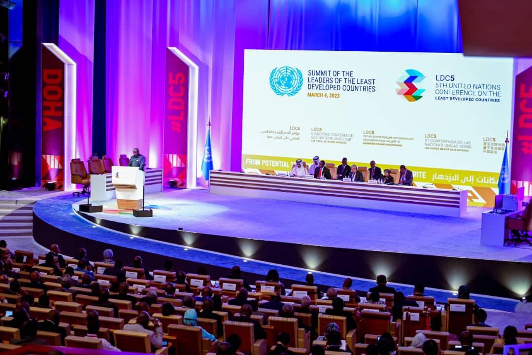 NtareHouse's tweet photo. A Doha, le Chef de l’Etat S.E Evariste #Ndayishimiye a pris part au Sommet des Chefs d’Etat et de Gouvernement des Pays les Moins Avancés où il a eu l’opportunité d’interpeller les partenaires au développement sur l’importance d’aligner leur appui aux besoins réels des PMA #LDC5 https://t.co/vDnrlKj8Jr
