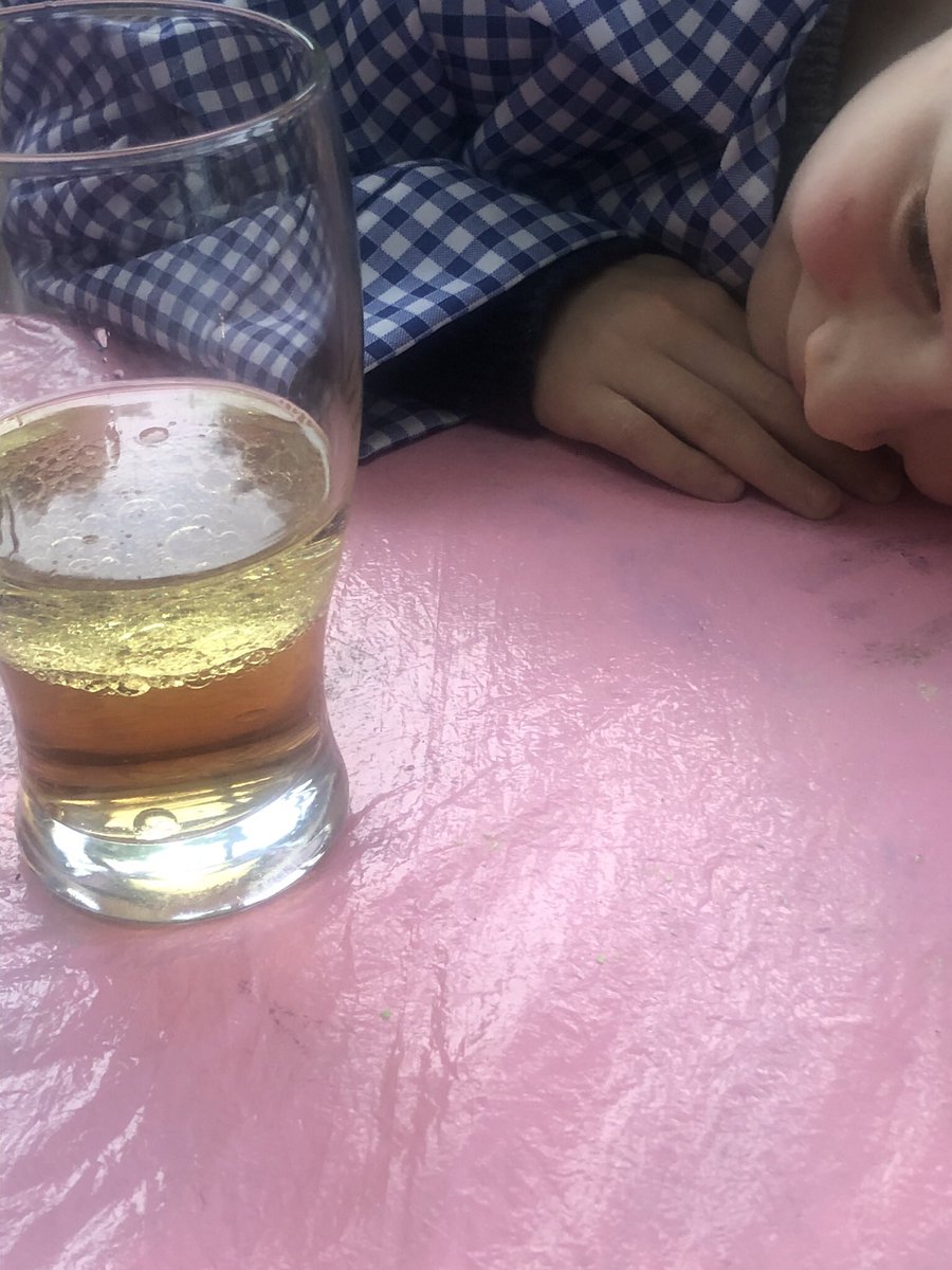 LearningLog1's tweet image. @laceygreenpa #LGPAScience Water, vinegar and cooking oil separate when combined.