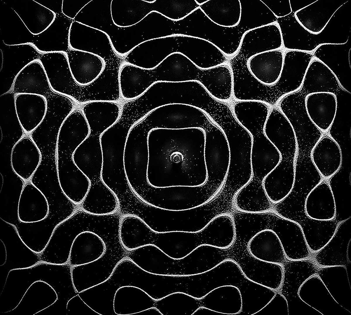 diffusSchall's tweet photo. #diffusSplitter _79 

Singularity – NODE (DiN Records) 

dynamisch – elektronisch – retro - instrumental 
 
https://t.co/SmEblXTsyT

https://t.co/2KheyeECQo 
 
@ianboddy #NODE #music #electronicmusic #synthesizer #instrumental #berlinschool #modular #modularsynthesizer https://t.co/YJ51Syz5ej