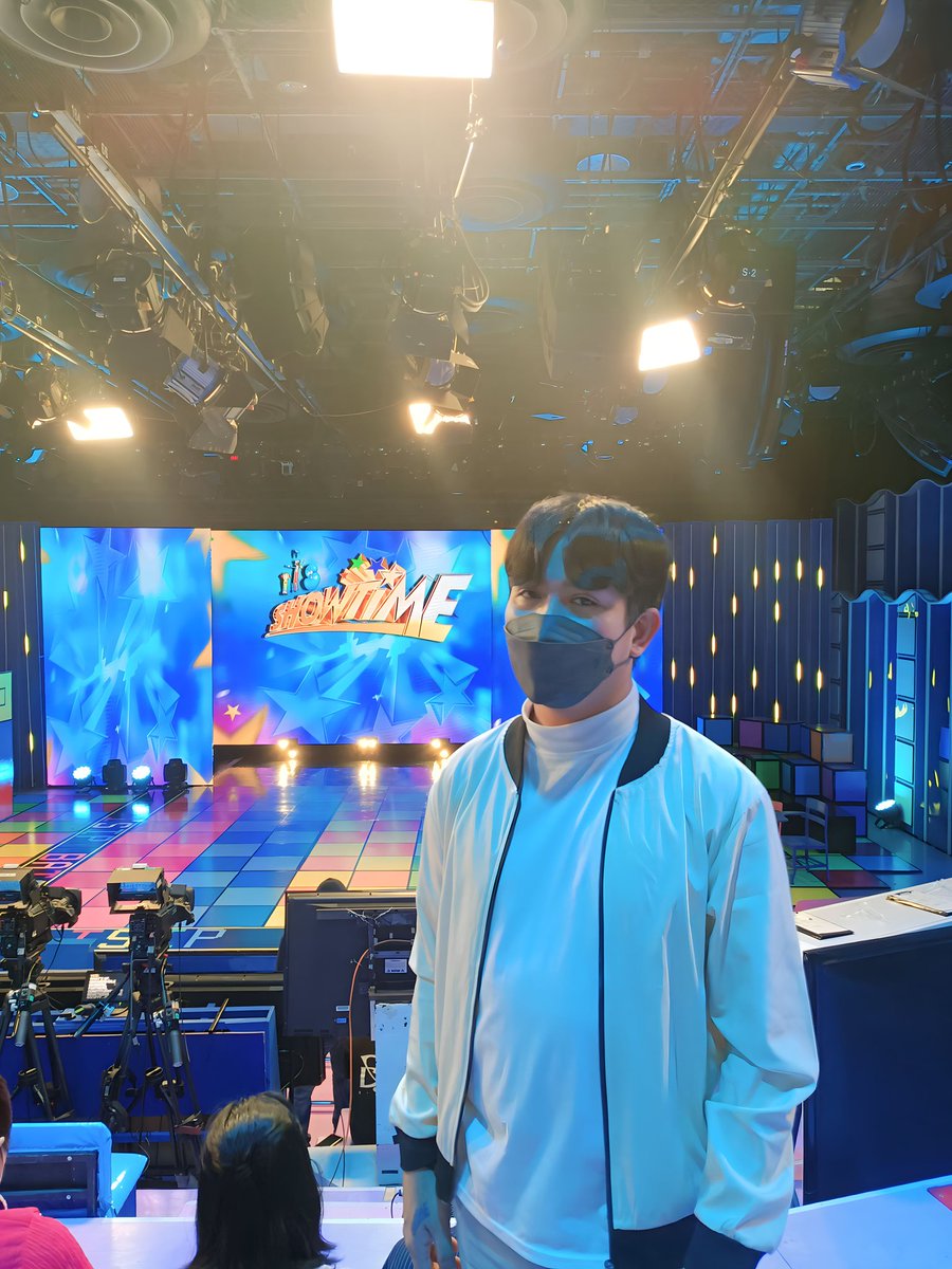 richpcastillo's tweet photo. Back to the live party 🎉@itsshowtimena

#ShowtimeKiddiePartyParty 

📸 Trixie Salvador https://t.co/p3I733T8sw