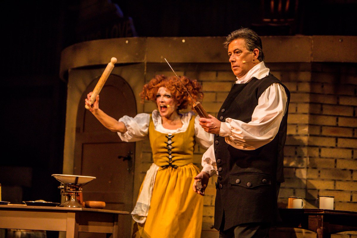 YorkLight's tweet photo. Last two chances to see Sweeney Todd today! Few remaining tickets, don't make these two mad by not buying one! 🎶🎵🪒🥧🩸#york #sweeneytodd #musicaltheatre #attendthetale 
https://t.co/WuUGqLqtnI
📸 @MKitchenPhoto
🎭 @YorkTheatre
@MTIEurope https://t.co/row5cDOZEs