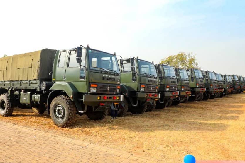 #DHQUpdate
The President Commissions 700 Troops Vehicles. A call for Sustainance of Peace and Stability in The Country was also addressed during the unveiling. #DHQUpdate

Support Our Troops
#BuhariDidIt

Read more below link:
tinyurl.com/5n7em4pz