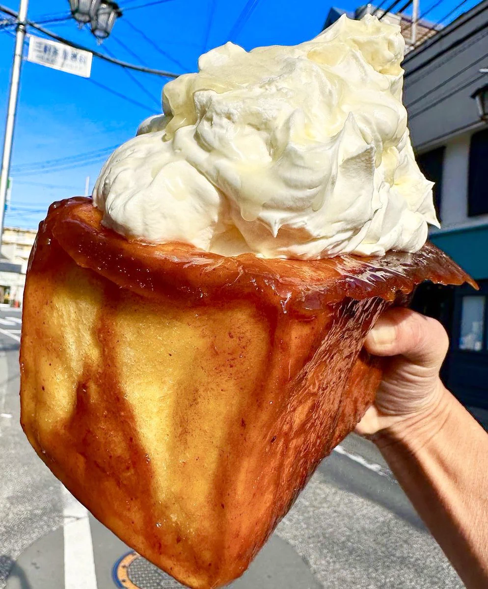 極上の甘さ！はちみつクリームぱんが美味！
