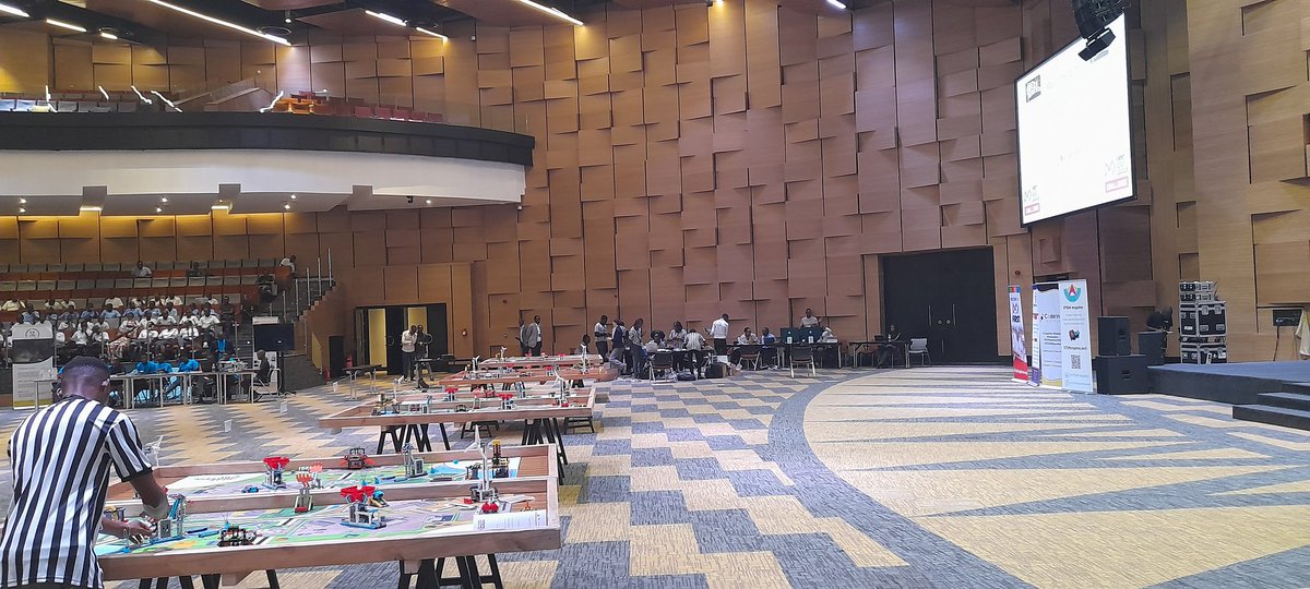 UNESCO_rwanda's tweet photo. #HappeningNow: #FirstLegoLeague Championship for High Schools in Rwanda. The Secretary General @cnru2020 appreciated the effort of @REBRwanda @Rwanda_Edu @RwandaICT @giz_rwanda @coderina Unesco n organising this #STEM innovative competion for students.
@UnescoEast @creativity_rw https://t.co/jy5oHDZ7BX