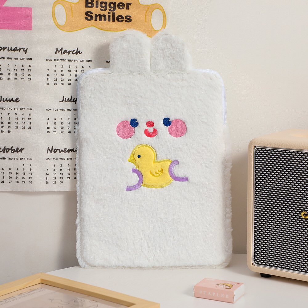 WineSword_Horse's tweet image. Plush rabbit tablet case!
#tabletcase #plush #rabbit