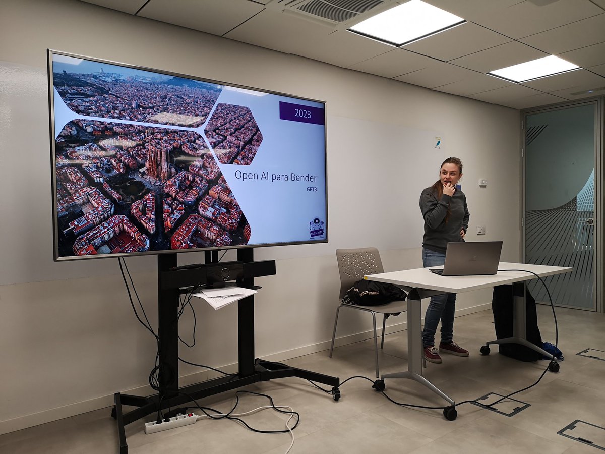 DiegotePalat's tweet photo. Open AI para Bender (GPT3) por @ESalcedoo

#Microsoft #Azure #Barcelona #Netcoreconf2023 @netcoreconf #netcoreconf https://t.co/myEbxK8IfC