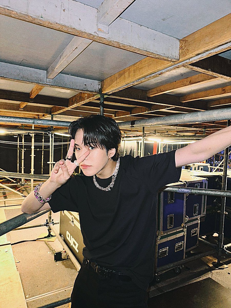 ArabJaehyuk's tweet photo. 230304⊹ 📥
تحديث جايهيوك عبر تويتر ♡
🦁: هيا بنا!!!!!!!! https://t.co/4f8bBTNVcf
