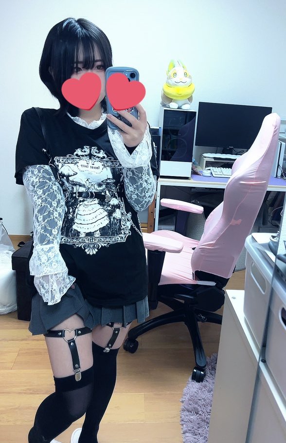 にとさまさんのエロ画像、2023年03月04日18時50分13秒に投稿
